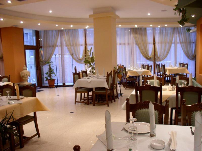 Rex Hotel Tulcea Exterior photo